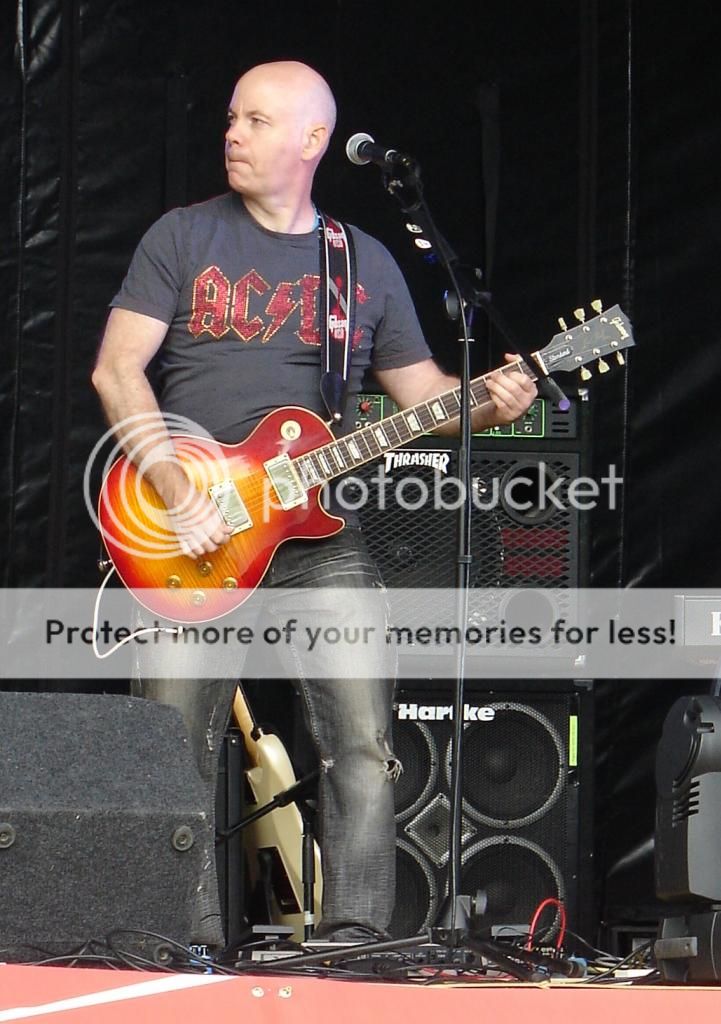 Guilty Pleasures Photos - Andy at Buntsfest